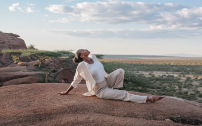 Yoga e safari: benessere e relax nella natura